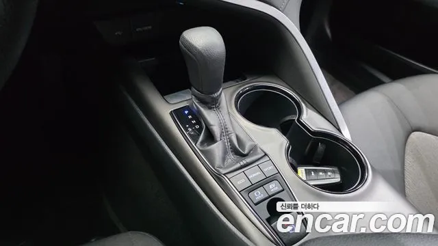 Toyota Camry 2024 thumb 9