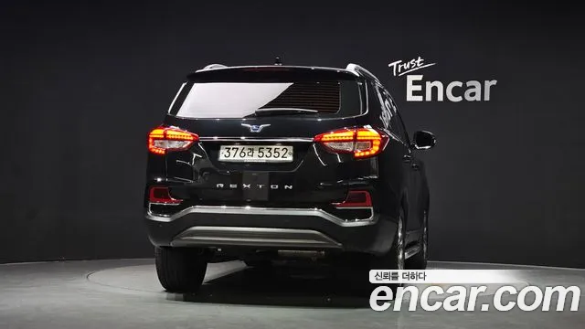 KG_Mobility_Ssangyong Rexton 2020 thumb 4