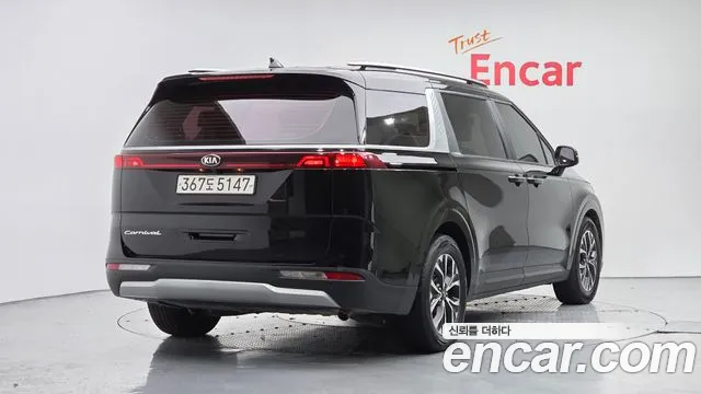 Kia Carnival 2021 thumb 2