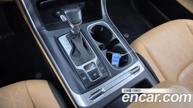 Kia Carnival 2021 thumb 9