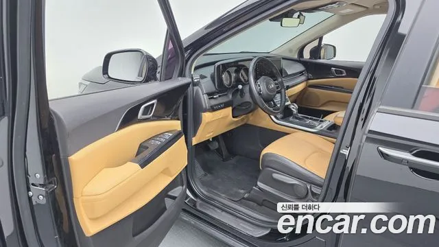 Kia Carnival 2021 thumb 10
