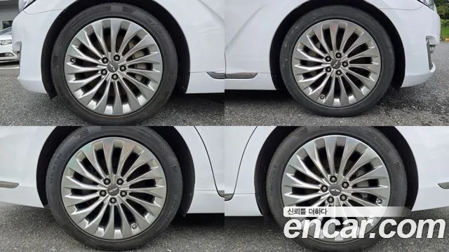 Genesis G90 2016 thumb 5