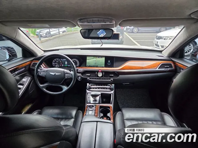 Genesis G90 2016 thumb 7