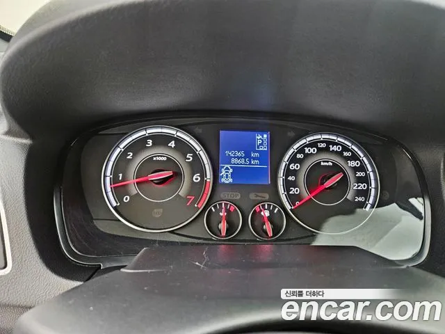 Renault-KoreaSamsung SM5 2013 thumb 8