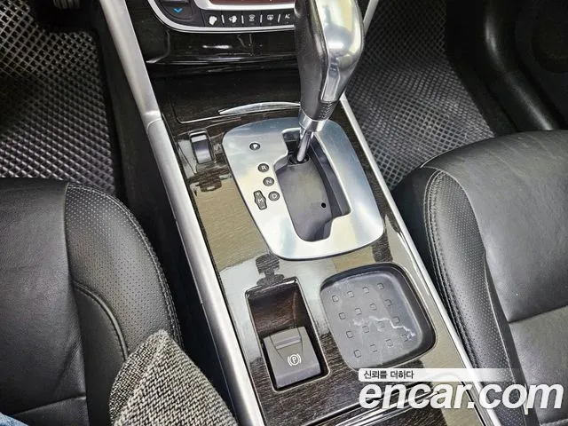 Renault-KoreaSamsung SM5 2013 thumb 9