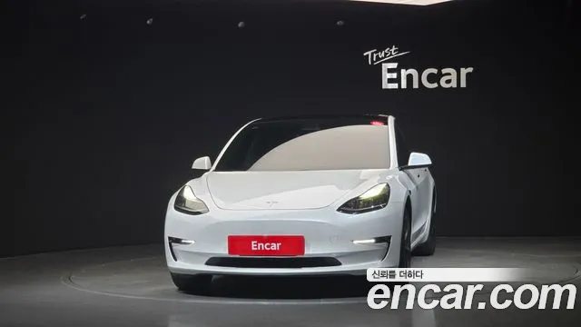 Tesla Model 3 2021 thumb 3