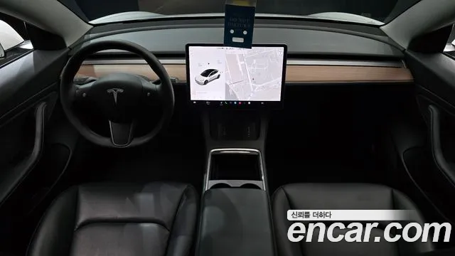 Tesla Model 3 2021 thumb 7