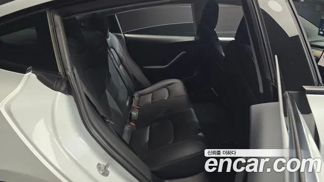 Tesla Model 3 2021 thumb 11