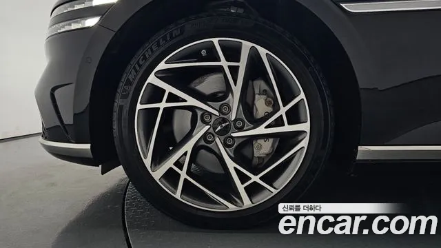 Genesis G90 2023 thumb 4