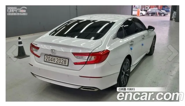 Honda Accord 2022 thumb 2
