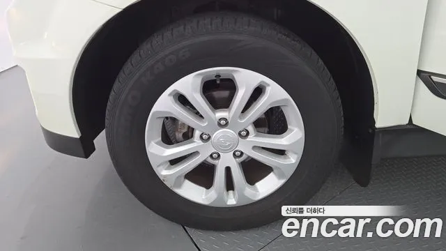 KG_Mobility_Ssangyong KORANDO 2014 thumb 4