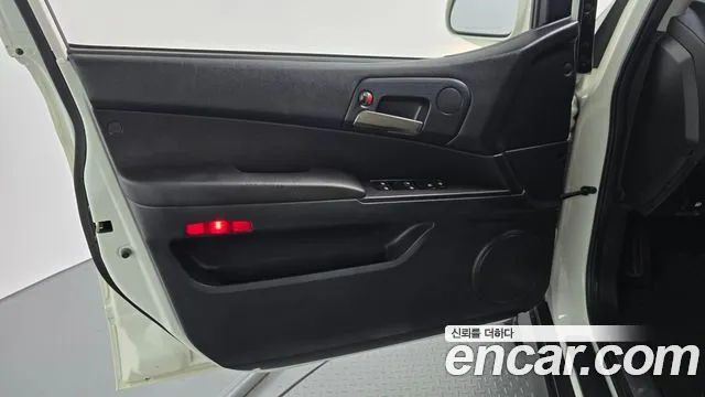 KG_Mobility_Ssangyong KORANDO 2014 thumb 8