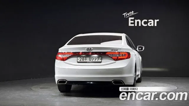 Hyundai Grandeur 2015 thumb 4