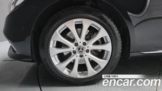 Mercedes-Benz E-Класс 2020 thumb 5