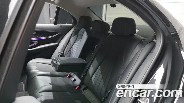 Mercedes-Benz E-Класс 2020 thumb 12