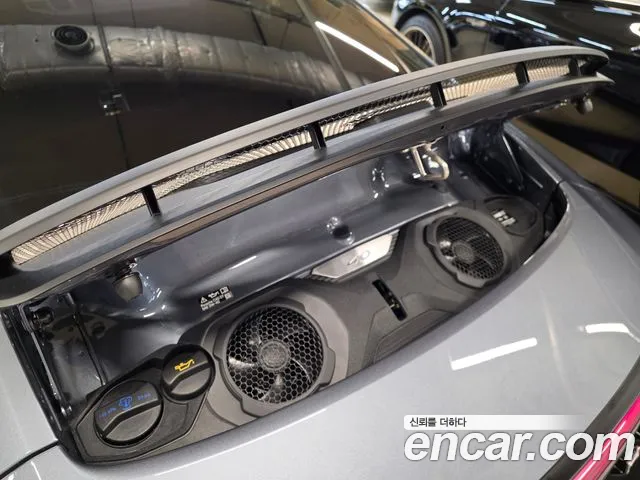 Porsche 911 2025 thumb 6