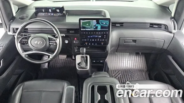 Hyundai Staria 2023 thumb 7
