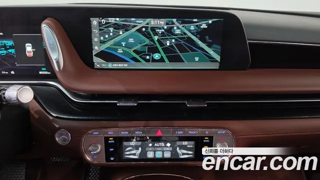 Genesis G90 2022 thumb 12