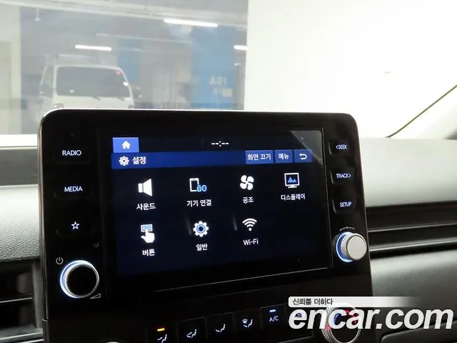 Hyundai Staria 2022 thumb 10