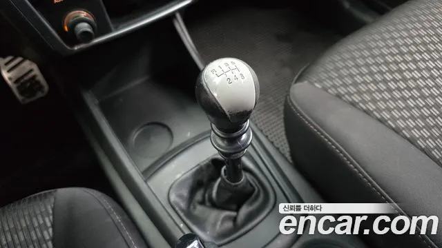 KG_Mobility_Ssangyong KORANDO 2014 thumb 9