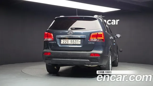 Kia Sorento 2011 thumb 4