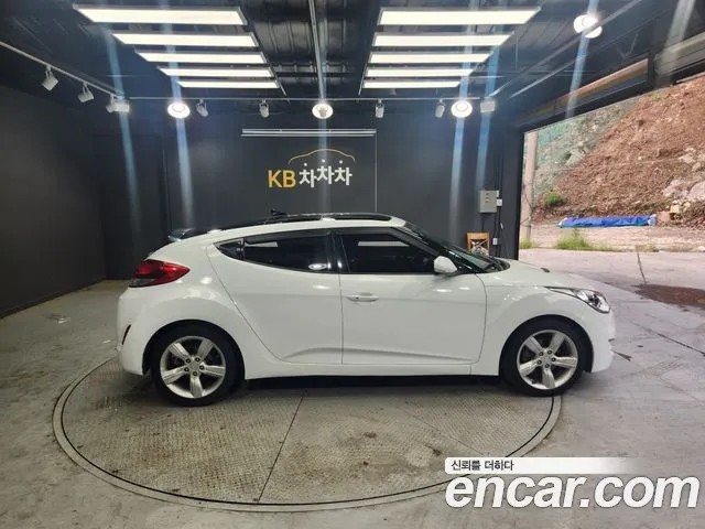 Hyundai Veloster 2011 thumb 7