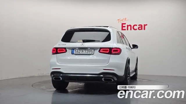 Mercedes-Benz GLC 2022 thumb 4