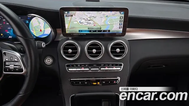 Mercedes-Benz GLC 2022 thumb 12