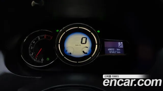 Renault-KoreaSamsung Fluence 2014 thumb 7