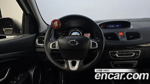 Renault-KoreaSamsung Fluence 2014 thumb 11