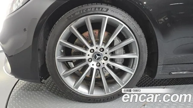 Mercedes-Benz S-Класс 2018 thumb 4