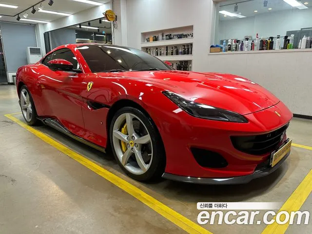 Ferrari Portofino 2018 thumb 2