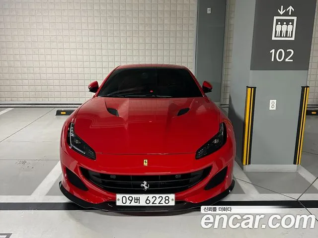 Ferrari Portofino 2018 thumb 6