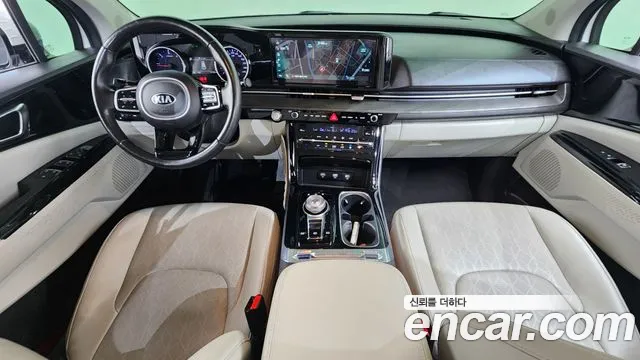 Kia Carnival 2021 thumb 7