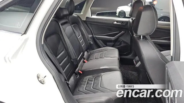 Volkswagen Jetta 2021 thumb 11
