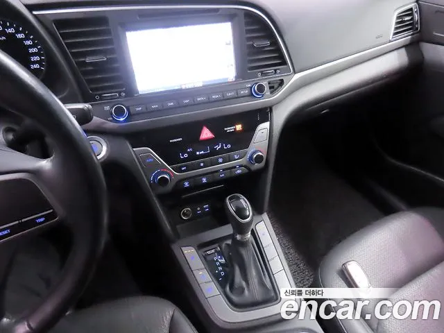 Hyundai Avante 2016 thumb 7