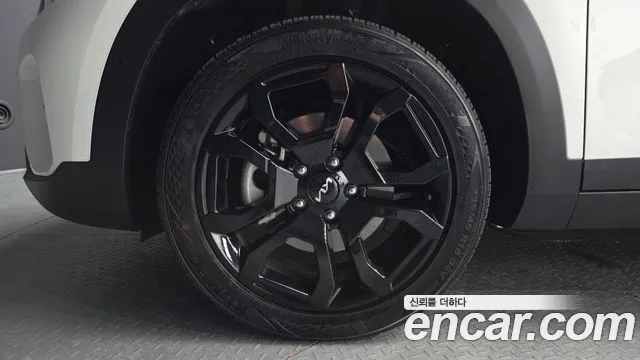 Kia Seltos 2023 thumb 4