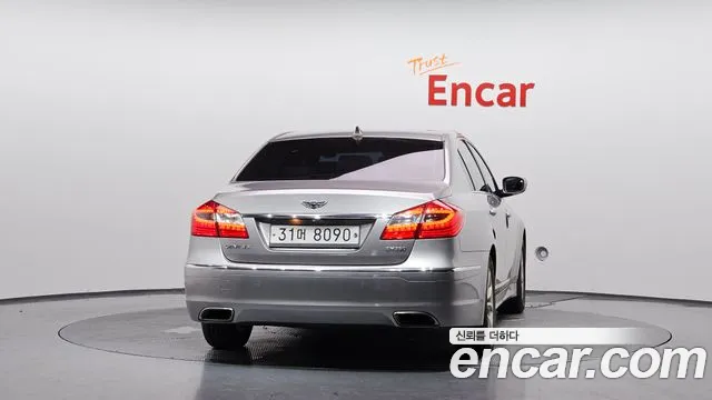 Hyundai Genesis 2011 thumb 4