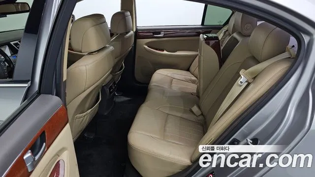 Hyundai Genesis 2011 thumb 11