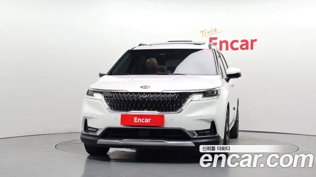 Kia Carnival 2020 thumb 3