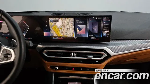 BMW 3-Series 2024 thumb 12