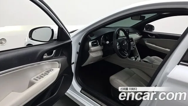 Genesis G70 2023 thumb 10