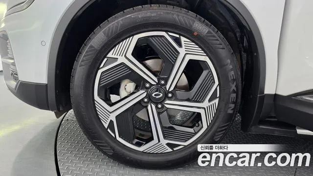 Renault-KoreaSamsung Koleos 2024 thumb 5