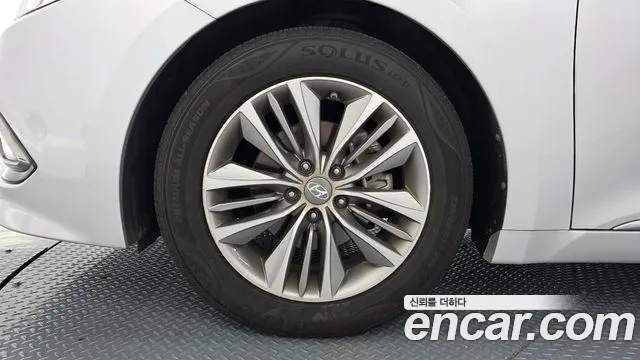 Hyundai Grandeur 2015 thumb 4