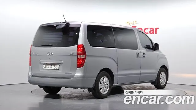 Hyundai Starex 2019 thumb 2