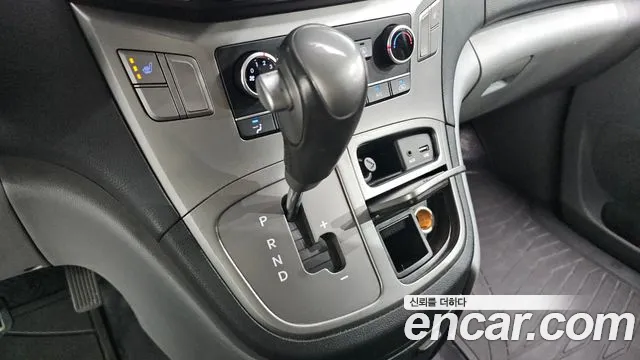 Hyundai Starex 2019 thumb 9