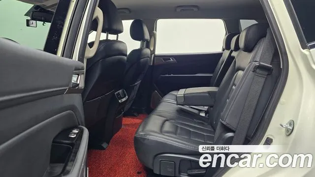 KG_Mobility_Ssangyong Rexton 2017 thumb 12