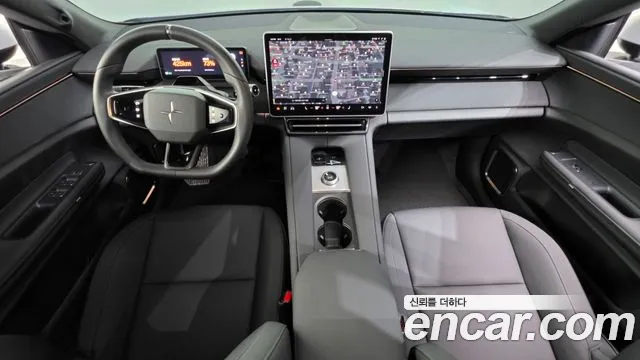 Polestar 4 2025 thumb 7