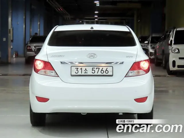 Hyundai Accent 2014 thumb 3