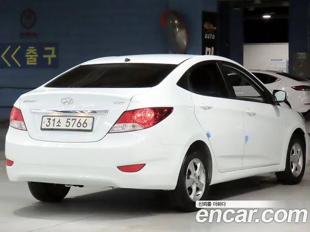 Hyundai Accent 2014 thumb 4